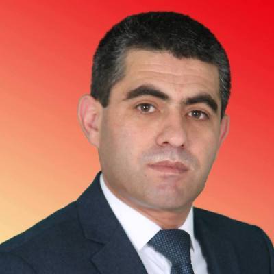 Deputatla iqtisadçı arasında pul davası - 