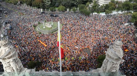 Kataloniyada yaralıların sayı 460 nəfəri ötdü - 