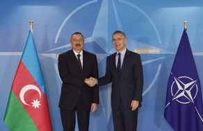 Prezident İlham Əliyev Brüsseldə NATO-nun baş katibi ilə görüşüb