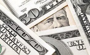 "Report": ABŞ dolları üçün kritik gün yaxınlaşır