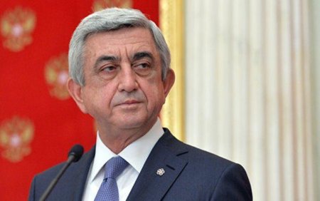 Sarkisyan hakim partiyanın sədrliyindən də istefa verir