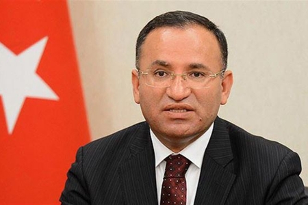 Bekir Bozdağ: "Kılıçdaroğlu özünə inansaydı, prezidentliyə namizəd olardı"