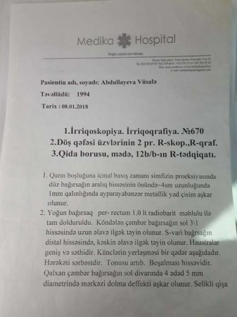 Azərbaycanda deputatın həkim qızı iynəni doğuşa gələn qadının qarnında qoydu - 