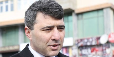 Nazir Mirdamət Sadıqovun xalsı oğlunu da işdən çıxardı