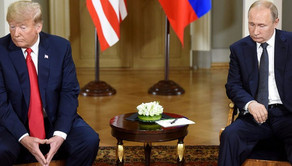 Donald Tramp Helsinki görüşündə Putinə göz vurub -