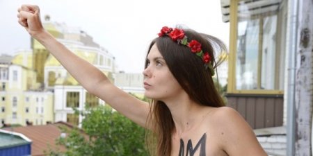 "FEMEN"in qurucusu intihar etdi