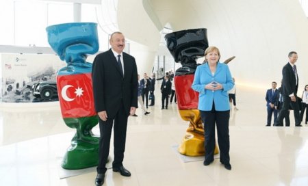 İlham Əliyev və Angela Merkel iş adamları ilə görüşüblər — 
