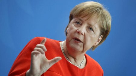 Merkeldən Məsud Özil açıqlaması - 