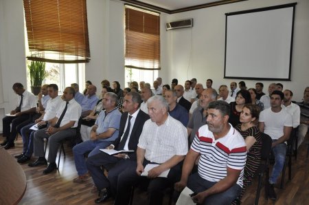 Abdin Fərzəliyev sakinlərlə görüşdü - 