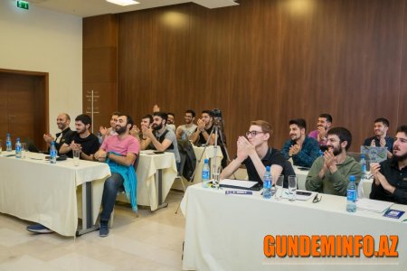 AppLab iştirakçıları üçün blokçeyn texnologiyasına həsr olunmuş seminar keçirilib