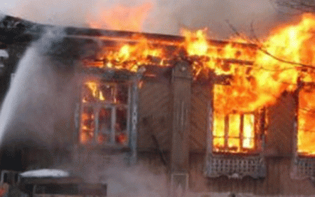 Şirvanda yanan evdə iki qardaş öldü - 