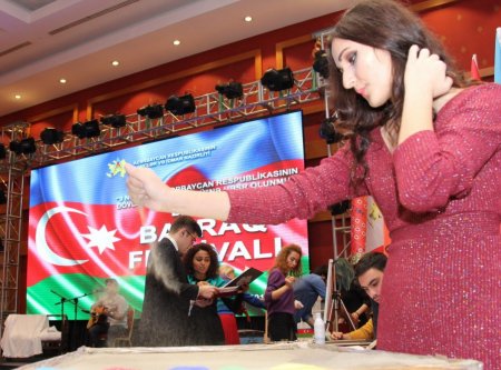 Bakıda beşinci bayraq festivalı keçirilib