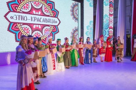 Azərbaycanlı qız Kamçatka gözəli seçilib - 