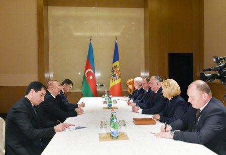 İlham Əliyev Moldova Prezidenti ilə görüşüb