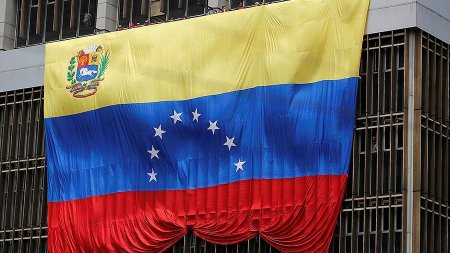 Venesuela ABŞ-da tutulmuş diplomatik binaların azad olunmasını tələb edib