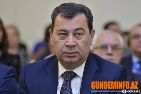 Səməd Seyidov: Paşinyan Qarabağ probleminin girovuna çevrilib