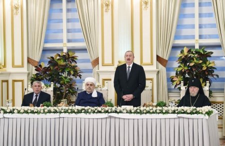 Azərbaycan Prezidenti: "Qarabağ münaqişəsinin həllinin bir yolu var"