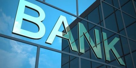 Azərbaycanın bağlanmış banklarında dollar kreditlərinin restrukturizasiyasına başlanılır