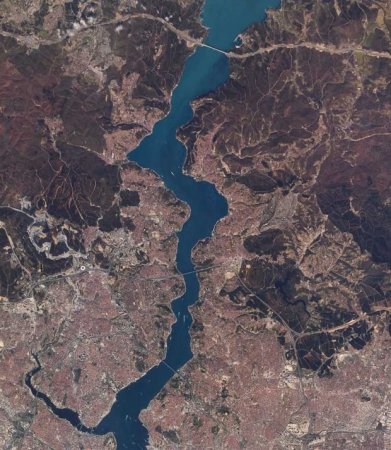 Türkiyənin ilk milli peyki Bakının kosmosdan görüntüsünü çəkdi