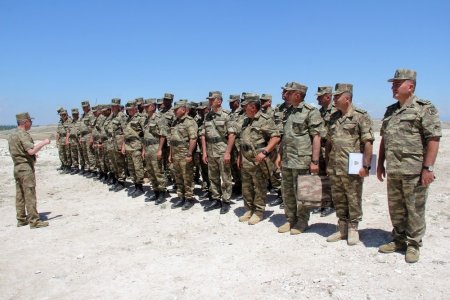 Azərbaycan Ordusu artilleriyaçılarının döyüş vəziyyətinə uyğun şəraitdə təlimi keçirilib
