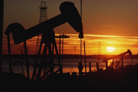 ABŞ-da neft hasilatı yeni rekordu qırıb