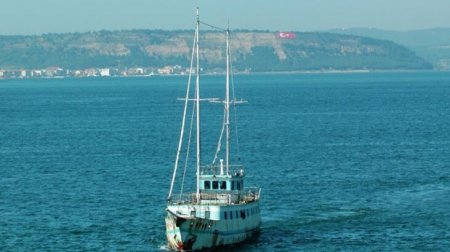Türkiyə Dardanel boğazını beynəlxalq gəmilərə bağladı - 