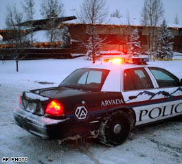 Kanadada sürücü polislərə atəş açıb