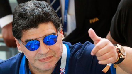 Maradona Argentina "Ximnasiya"sının baş məşqçisi oldu