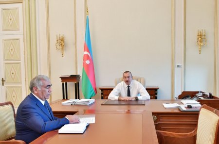  "Qəsəbədaxili yollara asfalt vurulmalıdır"  -