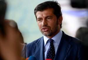 Gürcüstanda hakim partiya müxalifətlə danışıqlara getmədi Gürcüstanda hakim partiya müxalifətlə danışıqlara getmədi