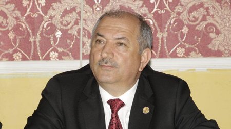 Yeni başçı bacısı oğluna vəzifə verdi