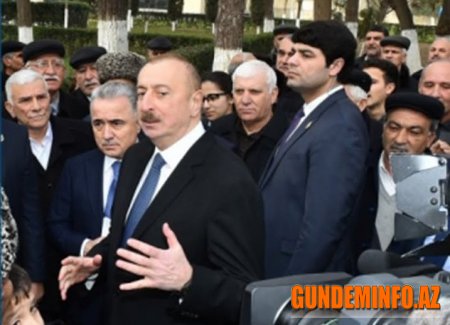 İlham Əliyev “28 May”da ictimaiyyətlə görüşüb - 