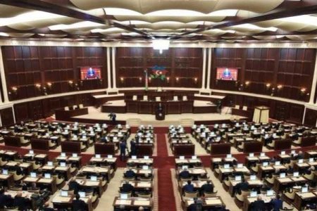 Parlament buraxıldı - 