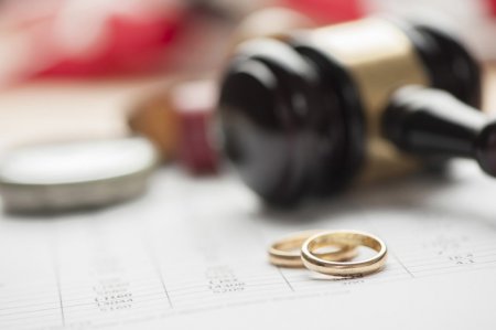 Azərbaycanda uşaqları olmadığına görə boşananların sayı açıqlandı