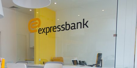 "Express Bank"dan devalvasiya ajiotajı