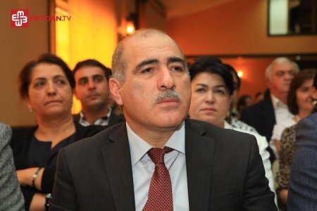 "Qonşuları" Pənah Hüseynə hücum edib?