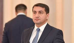 “İctimai nəqliyyatdan istifadə edirəm, kartımı göstərərəm” “İctimai nəqliyyatdan istifadə edirəm, kartımı göstərərəm”