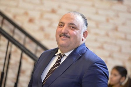  "Bəhram Bağırzadə yeriyir, telefondan istifadə edir" - 