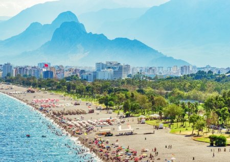 Antalyaya gələn turistlərin 60 %-ni ruslar təşkil edir