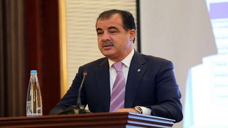 Elmar Vəliyev ağlını itirib? - 