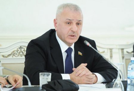 Alayarımçıq jurnalist və siyasətçinin sonu