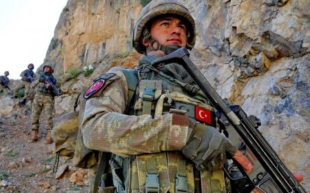 Cəbhədən qayıdan hərbçi belə qarşılandı - 