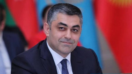 Sabiq nazir şirkətinin adını dəyişdi - 