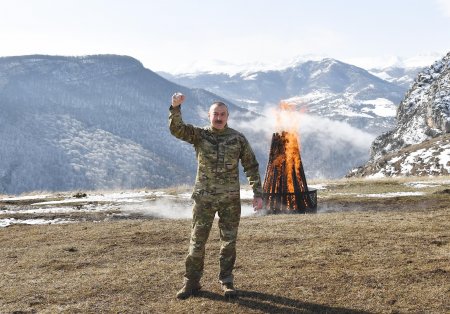 Bu mayı azad qarşılayan Şuşa