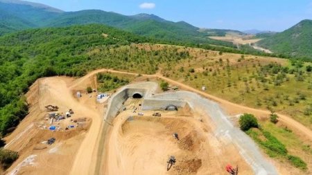 Yeni Əhmədbəyli-Füzuli-Şuşa avtomobil yolunda tunellərin inşasına başlanılıb - 