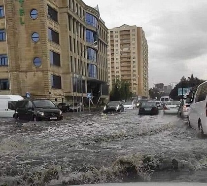 ÜÇ QUDA BAKINI FƏLAKƏTƏ SÜRÜKLƏYİR: 