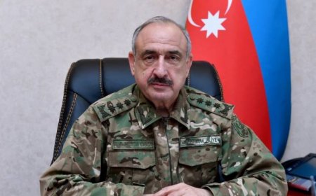 Prezident generalı təltif etdi 