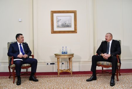 İlham Əliyev İstanbulda Qırğızıstan Prezidenti ilə görüşdü - 