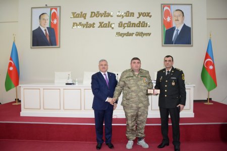 Tərtərdə şəhid ailələrinə və Vətən müharibəsi iştirakçılarına medallar təqdim olundu