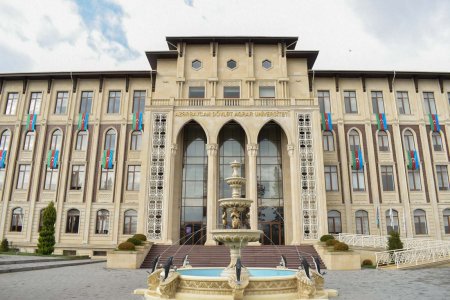 Aqrar Universitetdə ŞOK YEYİNTİ FAKTLARI –